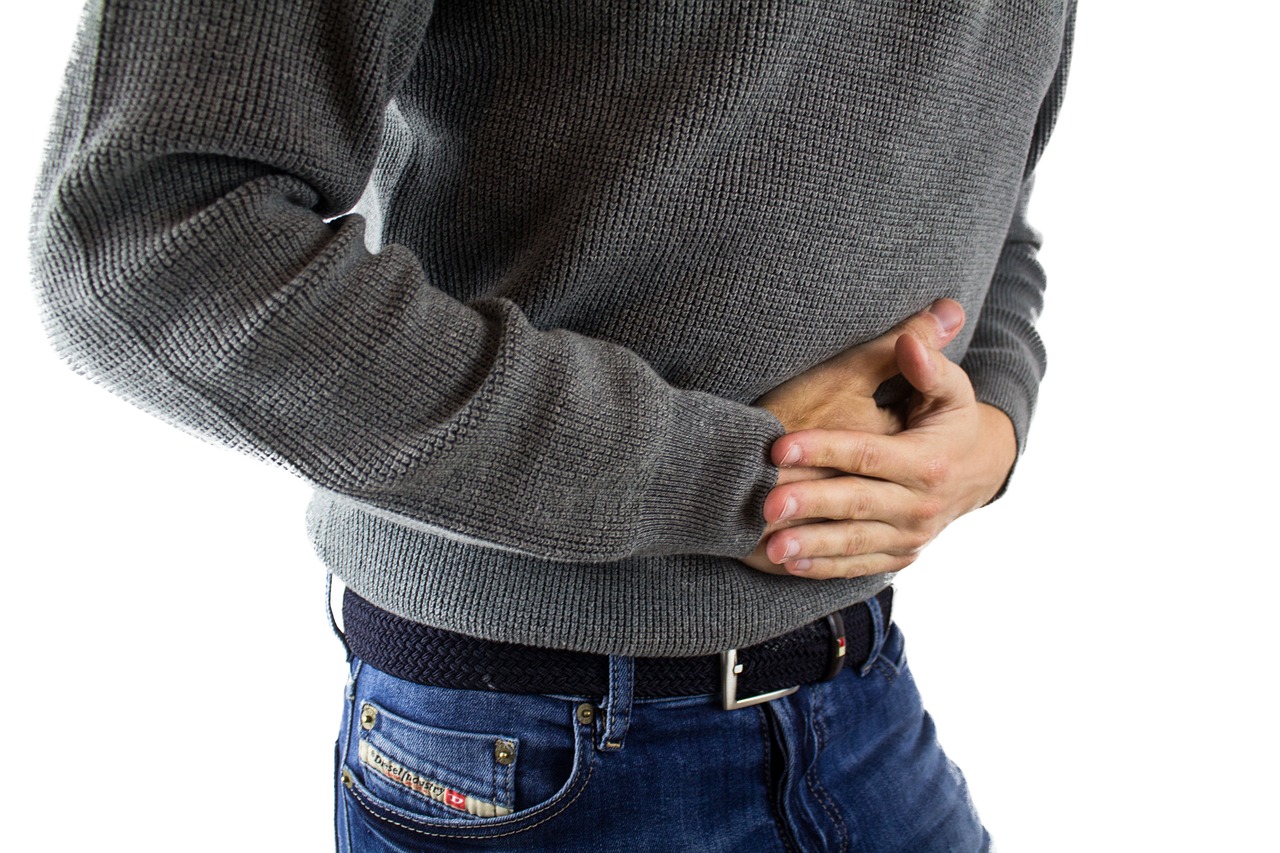 How to avoid stomach problems while traveling